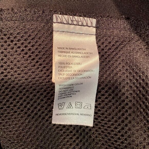 IZOD The Swing Golf Shorts - Picture 8 of 9